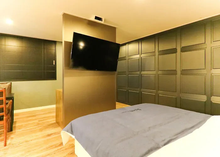 Louis Hotel Busan