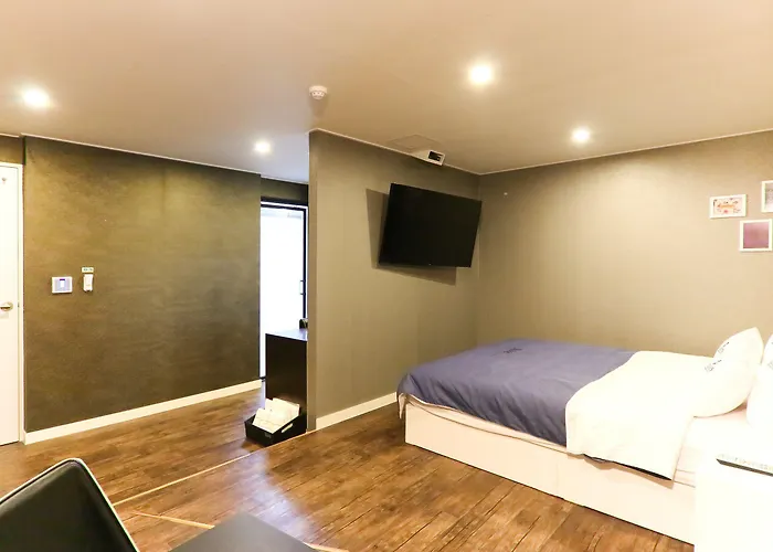 Louis Hotel Busan